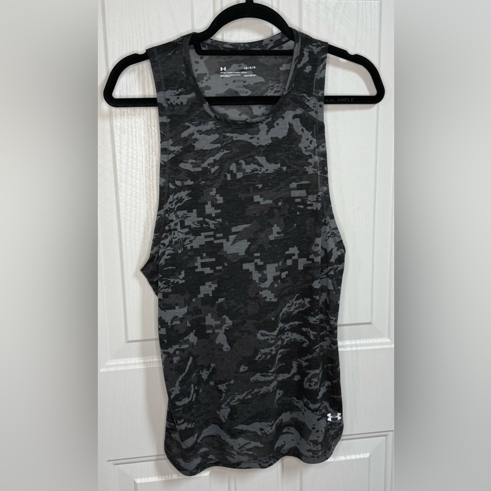 Under Armor Black and Gray Camouflage Tank Top